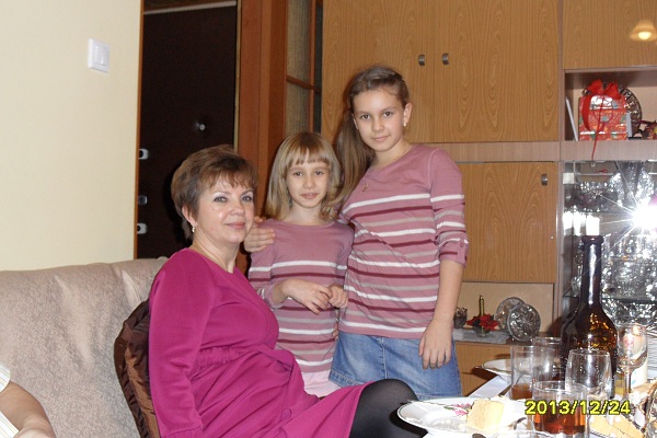 Mama, Martynka, Kasia - Wigilia 2013r.